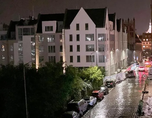 U In -under The Castel Szczecin