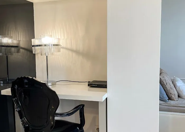 U In -under The Castel * Щецин